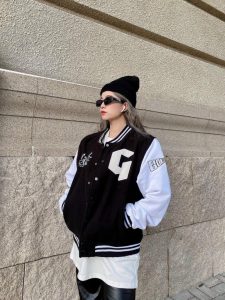 cách phối đồ streetwear cho nữ,